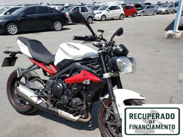 STREET TRIPLE 675 R ABS 2015
