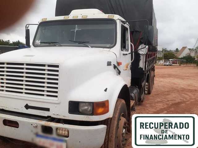 Caminhão 4700 International 1999